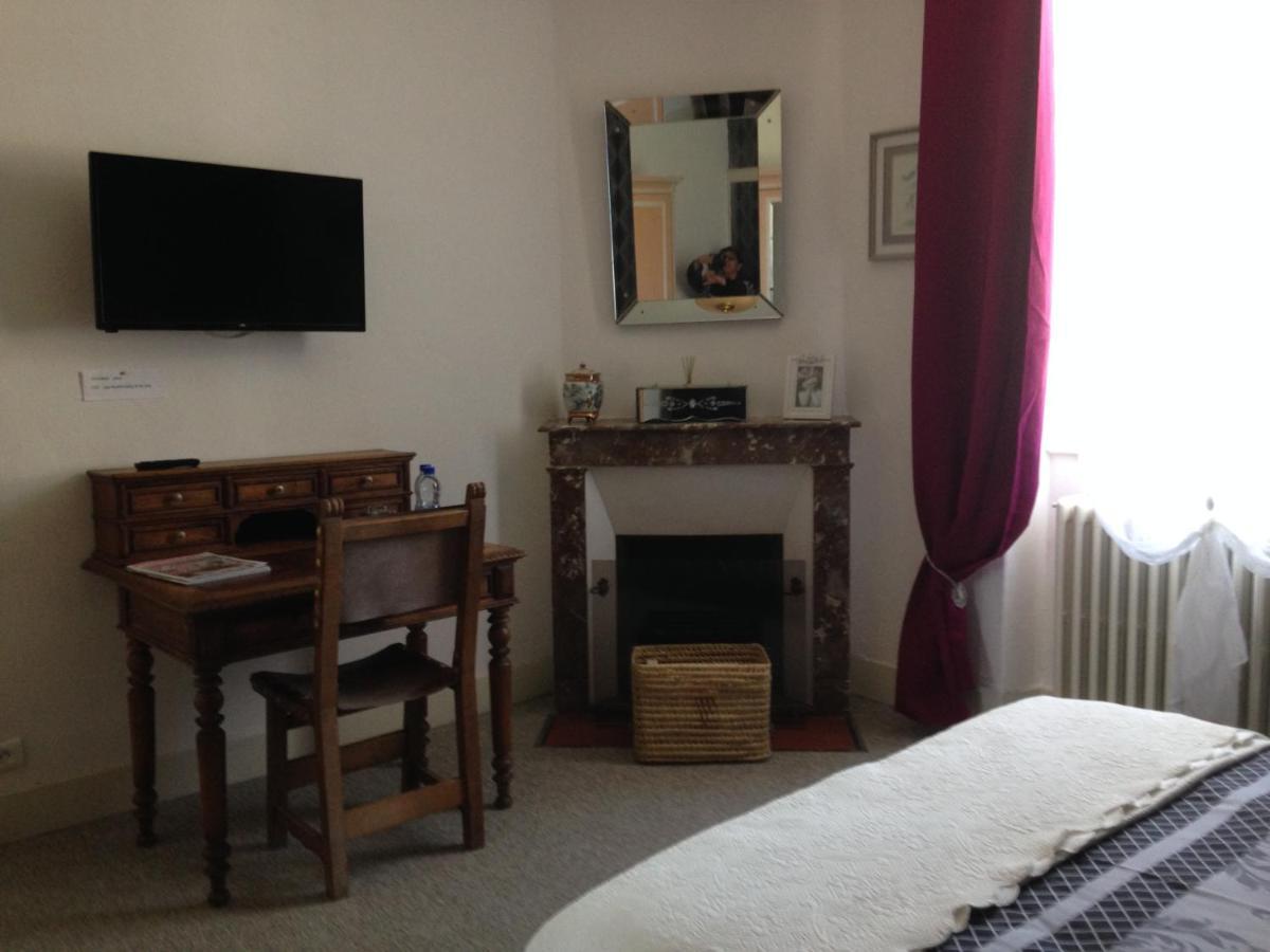 La Morgiane Bed & Breakfast Saint-Germain-les-Vergnes Bagian luar foto