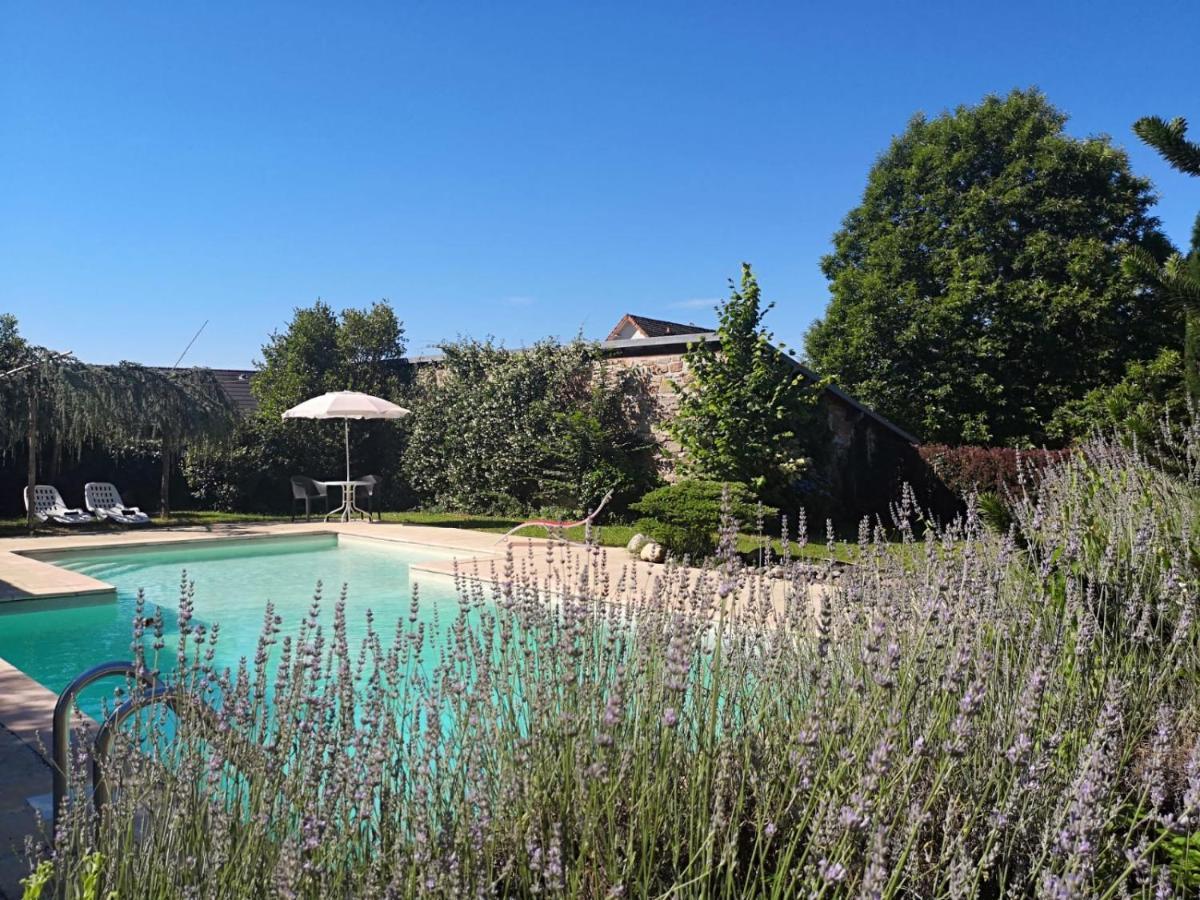 La Morgiane Bed & Breakfast Saint-Germain-les-Vergnes Bagian luar foto
